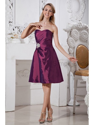 A-line Taffeta Grape Ruched/Beading Zipper Sleeveless Knee-length Sweetheart Natural Bridesmaid Dress