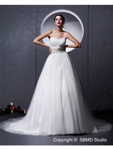 Sweetheart Sleeveless A-Line / Ball Gown Tull Chapel Zipper Ivory Empire Beading / Ruffles Wedding Dress