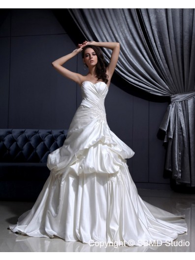 Applique / Cascading-Ruffles Empire A-Line Ivory Satin Sweetheart Sleeveless Court Lace Up Wedding Dress