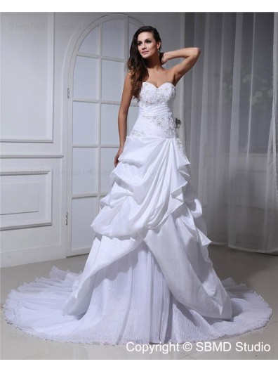 A-Line Chapel Lace Up Ivory Empire Beading / Applique / Cascading-Ruffles Sweetheart Sleeveless Taffeta / Organza Wedding Dress