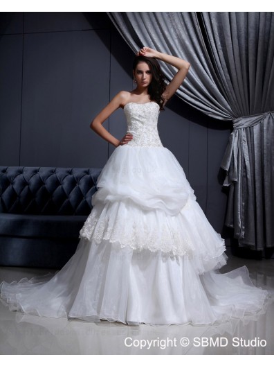 Applique / Beading / Cascading-Ruffles Ivory Sweetheart Cathedral Natural Sleeveless Satin / Organza A-line Lace Up Wedding Dress