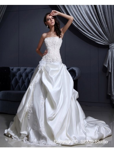 Beading / Applique / Ruffles / Hand Made Flower Lace Up A-line Satin Natural Ivory Chapel Strapless Sleeveless Wedding Dress