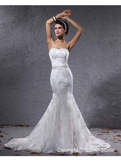 Natural Applique / Beading / Sash Sweetheart Sleeveless Satin Ivory Zipper A-line Court Wedding Dress