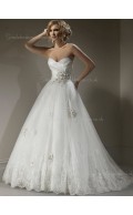 Princess Sleeveless Sweep Applique / Lace / Beading Ivory Organza Sweetheart Wedding Dress