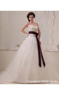 Natural Tull Zipper Chapel A-line Sweetheart Ivory Sleeveless Applique / Beading / Sash Wedding Dress