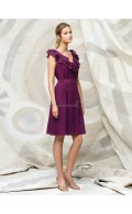 Chiffon Zipper A-line Knee-length V-neck Bridesmaid Dress