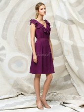 Chiffon Zipper A-line Knee-length V-neck Bridesmaid Dress