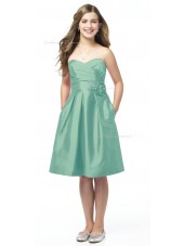 Sweetheart Knee-length Strapless Sage Satin Junior Bridesmaid Dresses