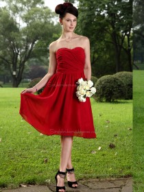 Burgundy Sweetheart Chiffon Knee-length A-line Natural Bridesmaid Dress
