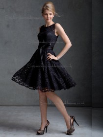 Elegant Short-length Black Lace Belt Bridesmaid Dresses