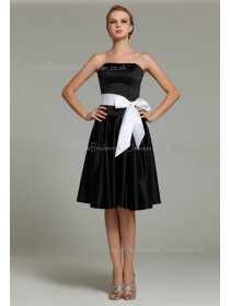 Natural Chiffon Knee-length Ruffles/Sash Sleeveless Strapless Black Zipper A-line Bridesmaid Dress