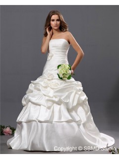 Court Strapless / Zipper Natural Cascading-Ruffles / Hand Made Flowers A-Line Satin Bateau Ivory Sleeveless Wedding Dress